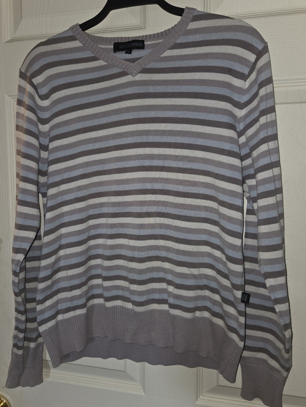 Women's Striped Iveo V-Neck Sweater in Light Gray and Blue Size M 100% Cotton